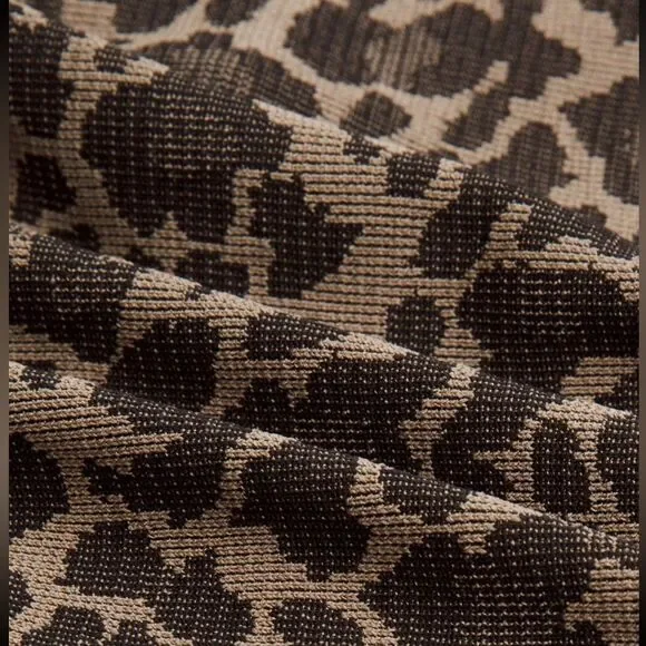 NWT 4 Swiftly Mid-Rise Running Workout Short 3" - Lululemon - Picture 10 of 11